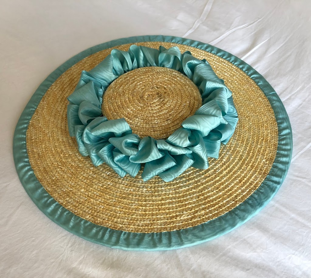 Tutorial for an 18th Century Trimmed Bergere Hat: